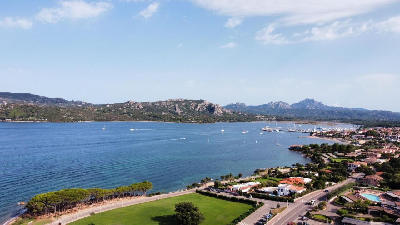 Aqualife Luxury Apartment Arzachena Zewnętrze zdjęcie